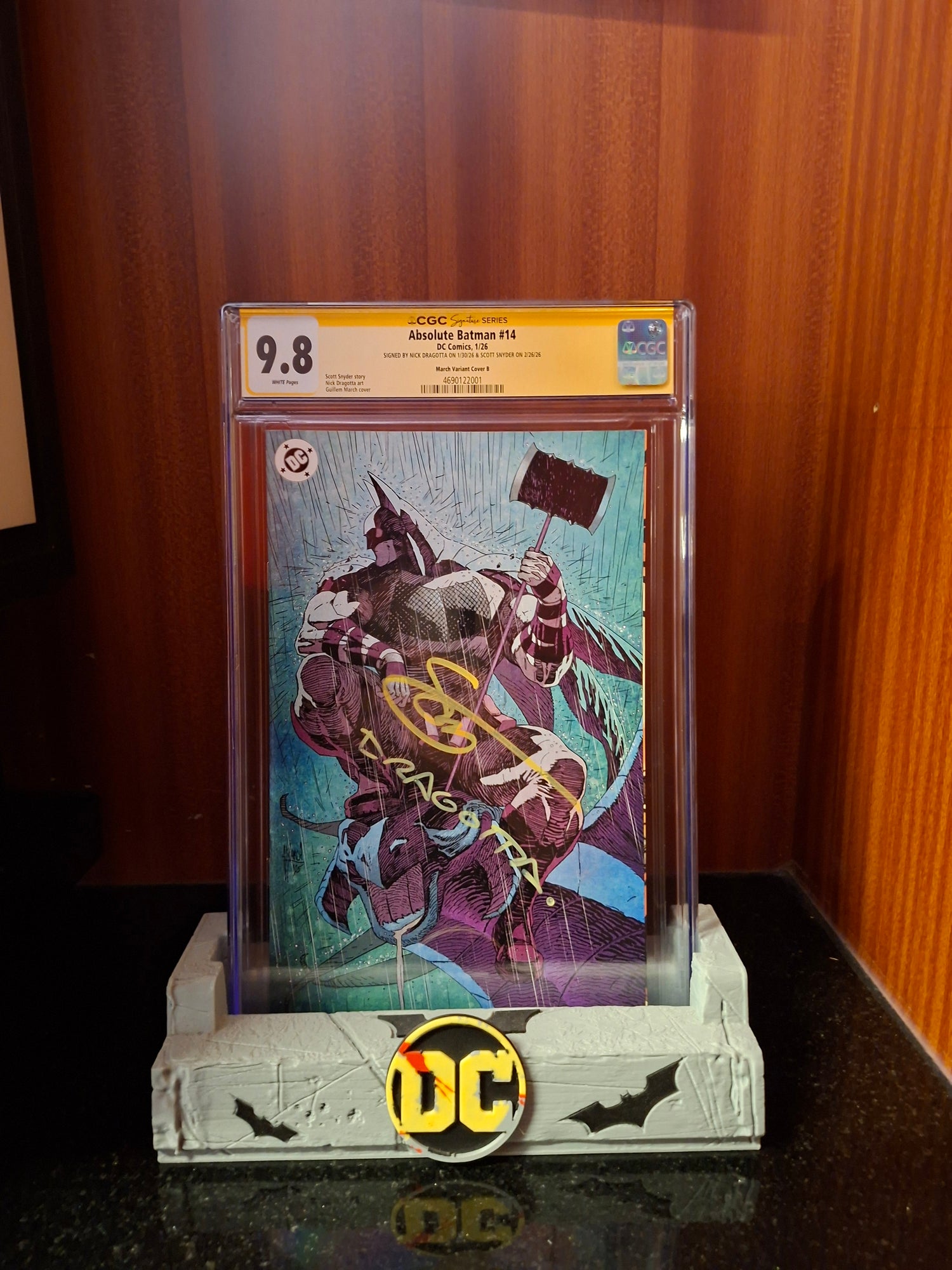 Absolute Batman #14 CGC SS 9.8 SIGNED Snyder & Dragotta. CVR B