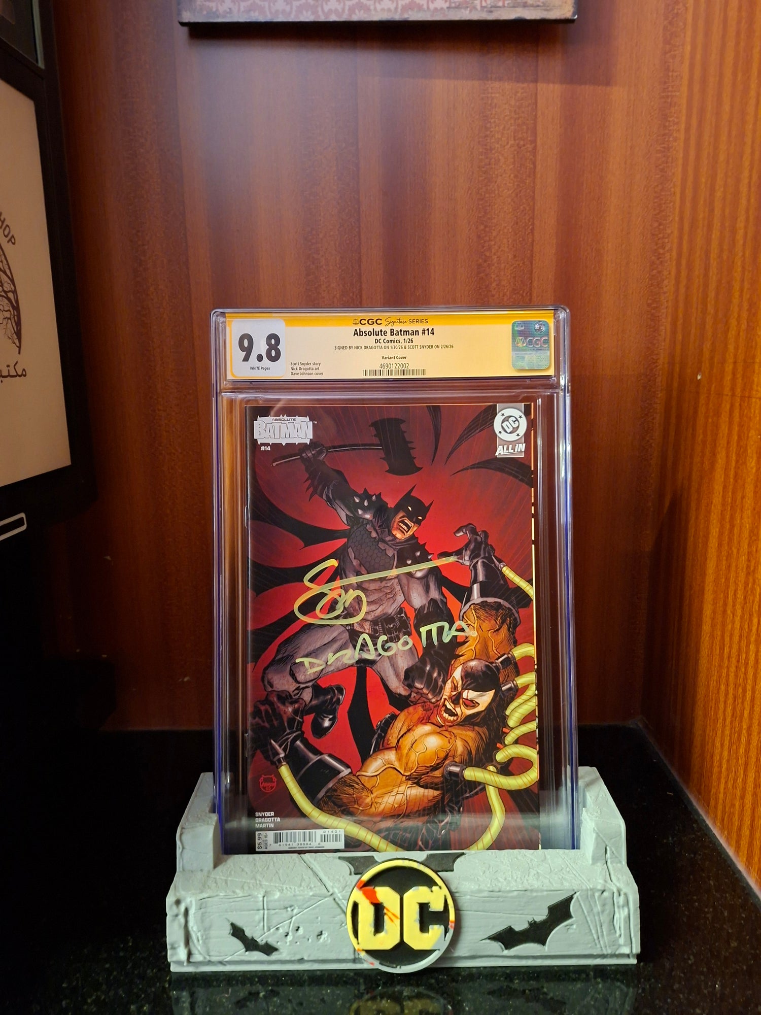 Absolute Batman #14 CGC SS 9.8 SIGNED Snyder & Dragotta.