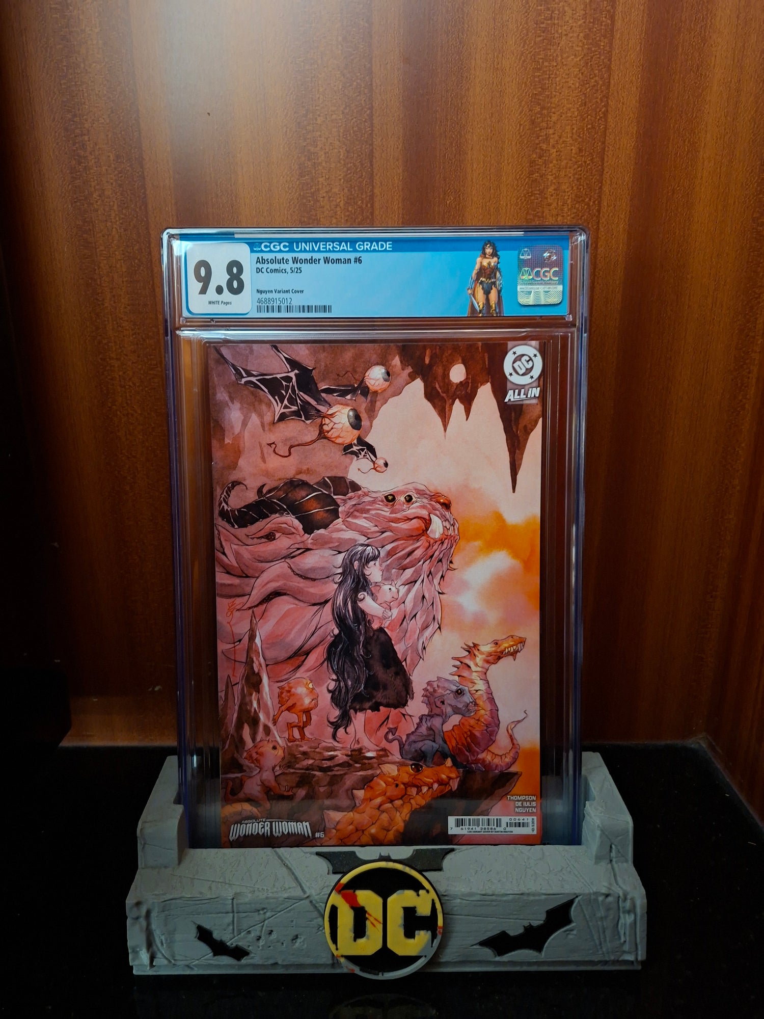 ABSOLUTE WONDER WOMAN #6 1:25 DUSTIN NGUYEN VARIANT CGC 9.8 Custom Label