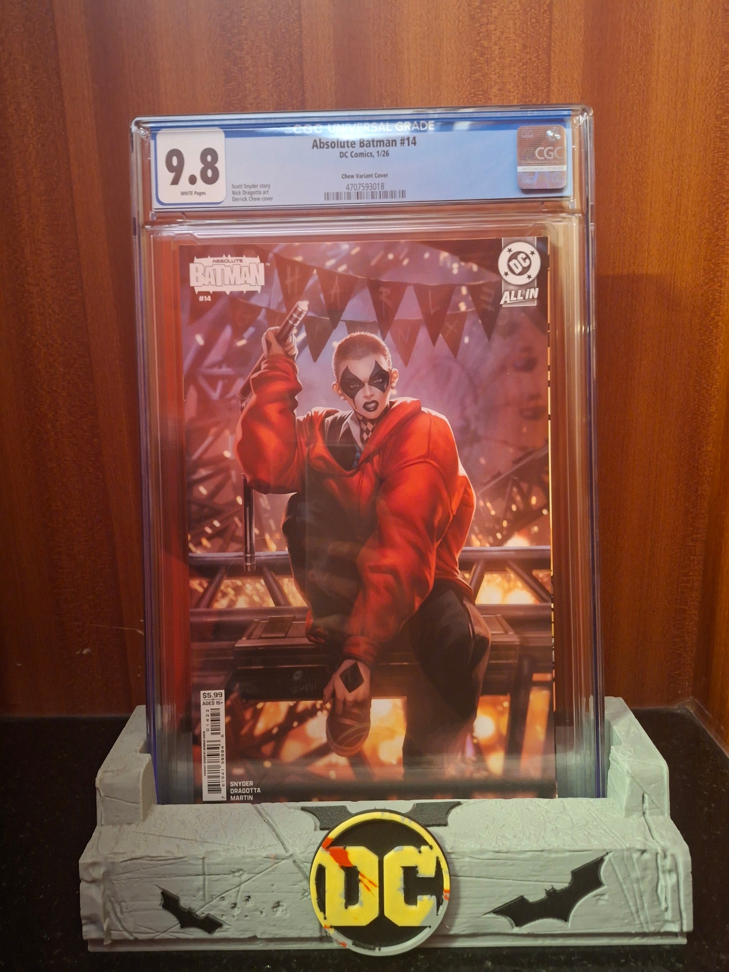 ABSOLUTE BATMAN #14 DERRICK CHEW VARIANT CGC GRADED 9.8